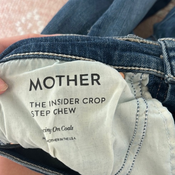MOTHER The Insider Crop Step Chew jeans - Picture 11 of 12